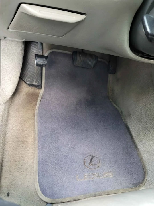 1999 Lexus ES 3rd Gen - Image 4 of 7