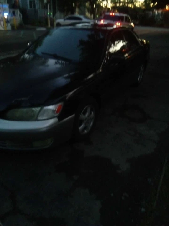1999 Lexus ES 3rd Gen - Image 2 of 4