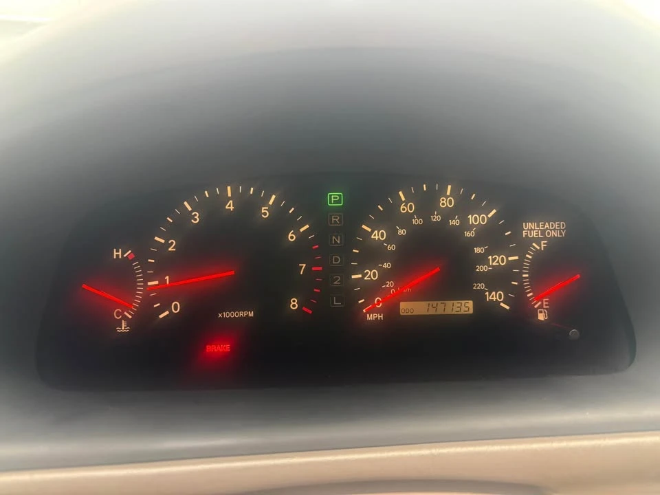 1999 Lexus ES 3rd Gen - Image 11 of 11