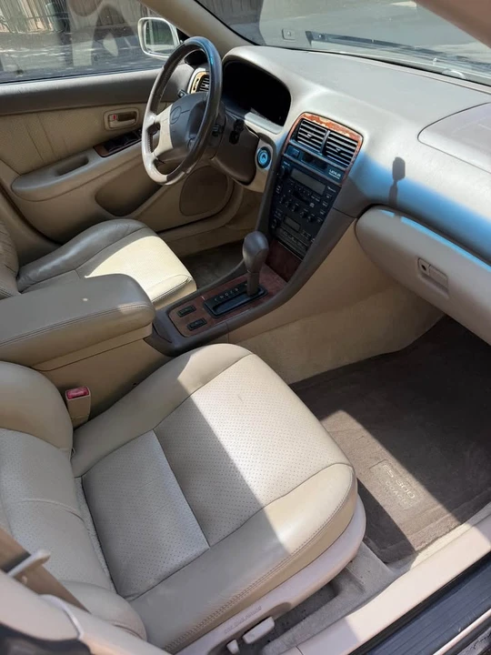 1999 Lexus ES 3rd Gen - Image 8 of 12