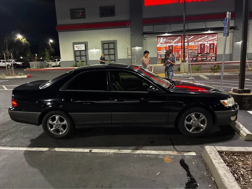 1999 Lexus ES 3rd Gen - Image 3 of 9