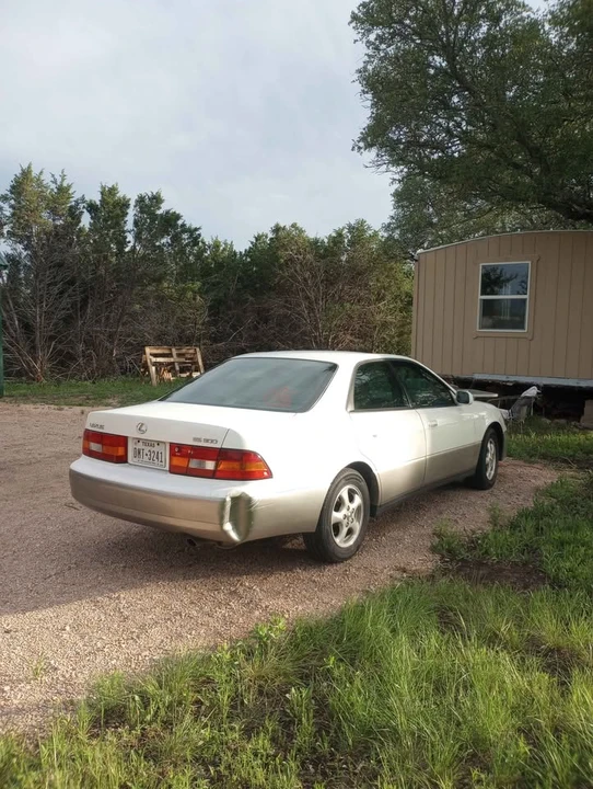 1999 Lexus ES 3rd Gen - Image 3 of 7