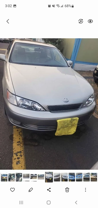 1999 Lexus ES 3rd Gen - Image 2 of 3