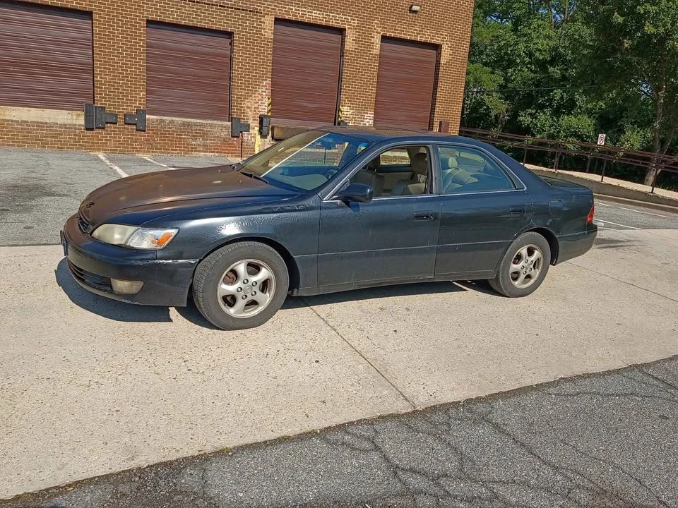 1999 Lexus ES 3rd Gen - Image 2 of 7