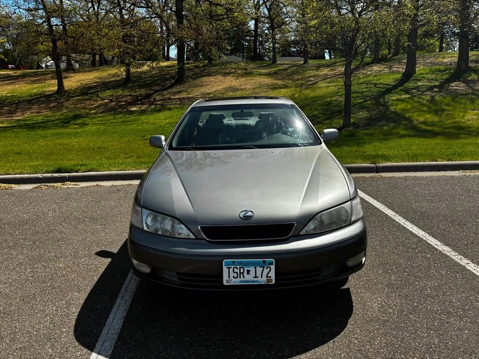 1999 Lexus ES 3rd Gen - Image 2 of 14