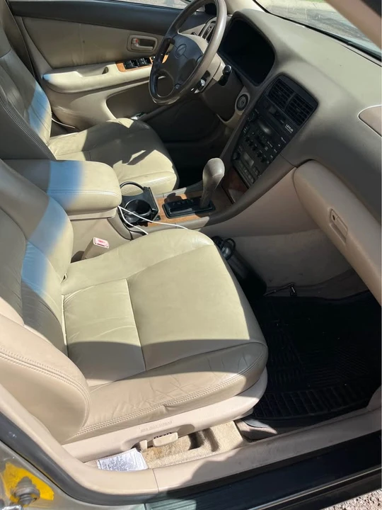 1999 Lexus ES 3rd Gen - Image 6 of 13