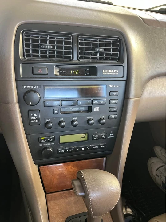 1999 Lexus ES 3rd Gen - Image 11 of 13