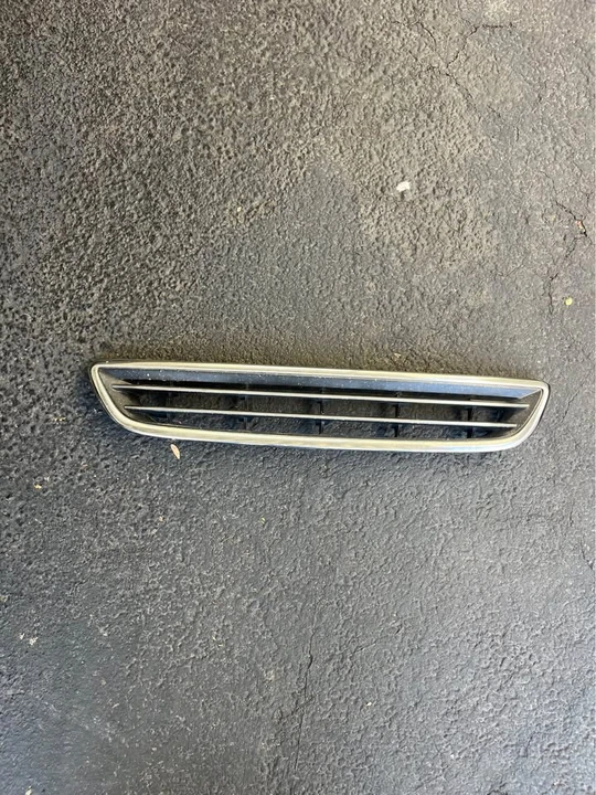 1999 Lexus ES 3rd Gen - Image 12 of 13