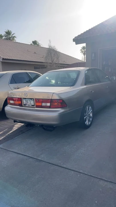 1999 Lexus ES 3rd Gen - Image 2 of 7