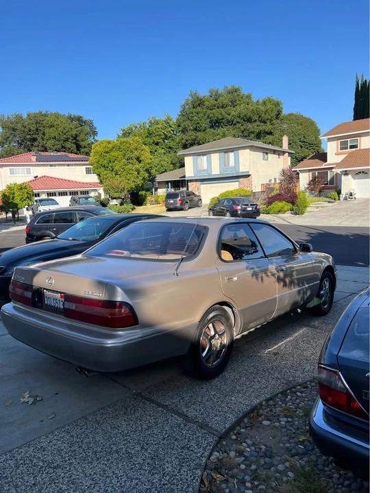 1996 Lexus ES 3rd Gen - Image 3 of 8