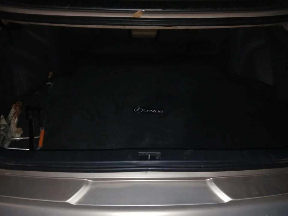 1999 Lexus ES 3rd Gen - Image 11 of 12