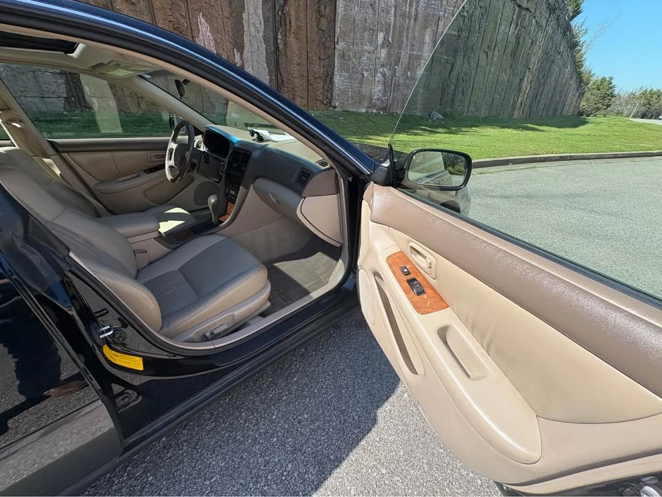1999 Lexus ES 3rd Gen - Image 17 of 20