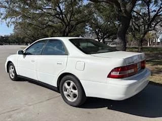 1999 Lexus ES 3rd Gen - Image 4 of 9