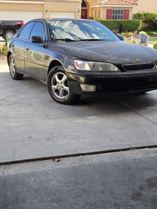 1999 Lexus ES 3rd Gen - Image 14 of 14