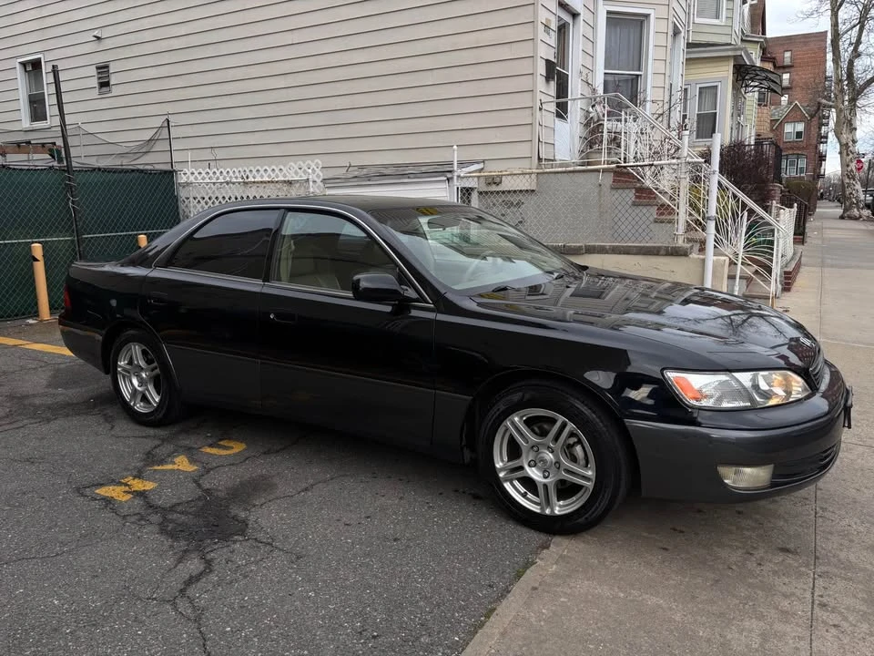 1999 Lexus ES 3rd Gen - Image 4 of 7