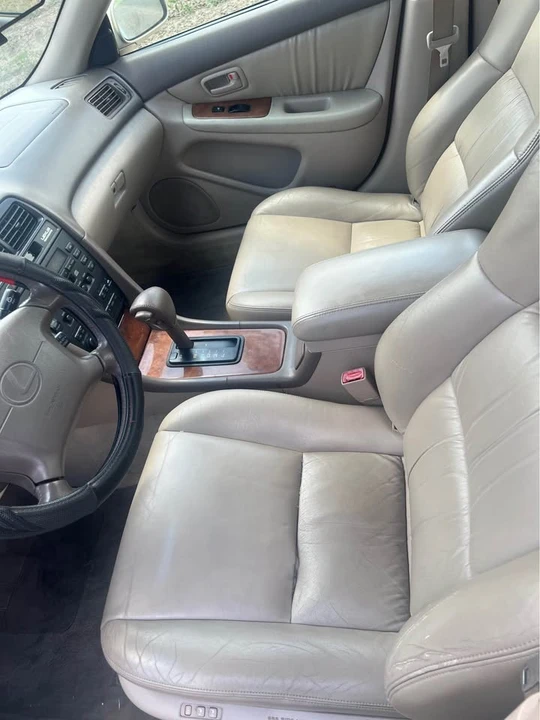 1999 Lexus ES 3rd Gen - Image 6 of 9