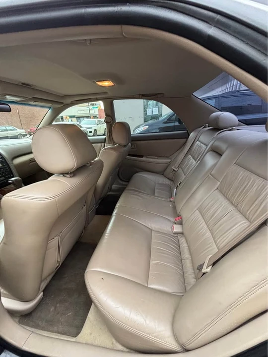1999 Lexus ES 3rd Gen - Image 6 of 7