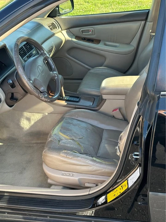 1999 Lexus ES 3rd Gen - Image 9 of 21