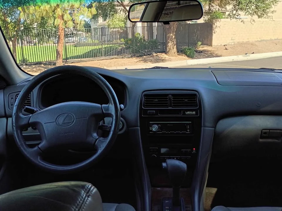 1999 Lexus ES 3rd Gen - Image 6 of 8