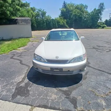 1999 Lexus ES 300 Sedan 4D