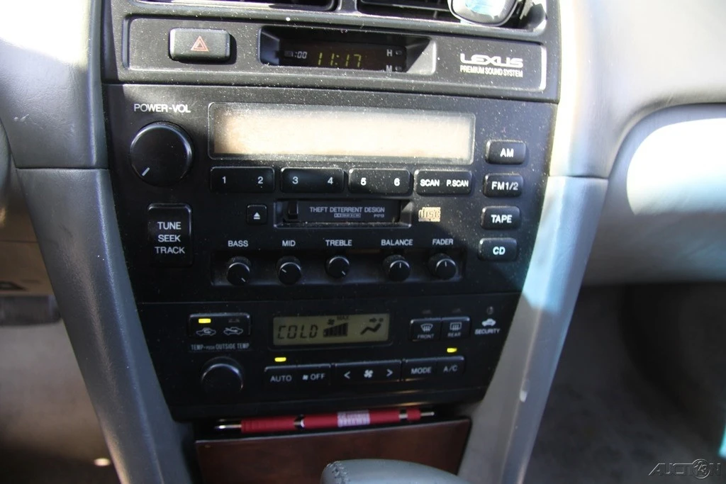 1999 Lexus ES 3rd Gen - Image 17 of 21