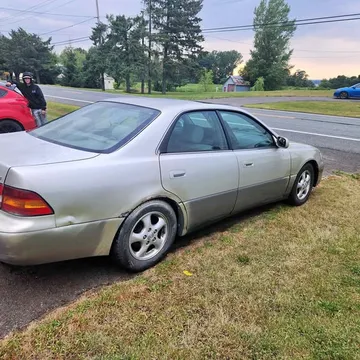 1999 Lexus ES