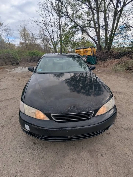 1999 Lexus ES 3rd Gen - Image 6 of 19