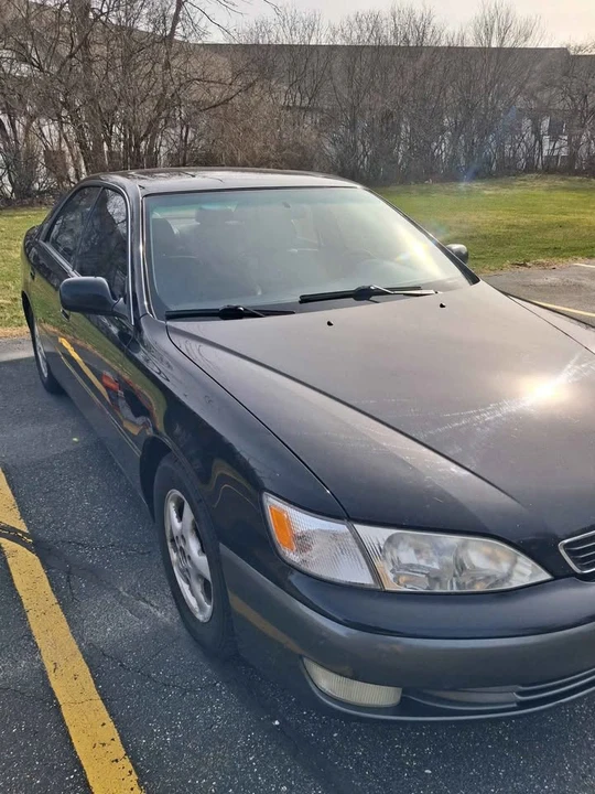 1999 Lexus ES 3rd Gen - Image 3 of 8