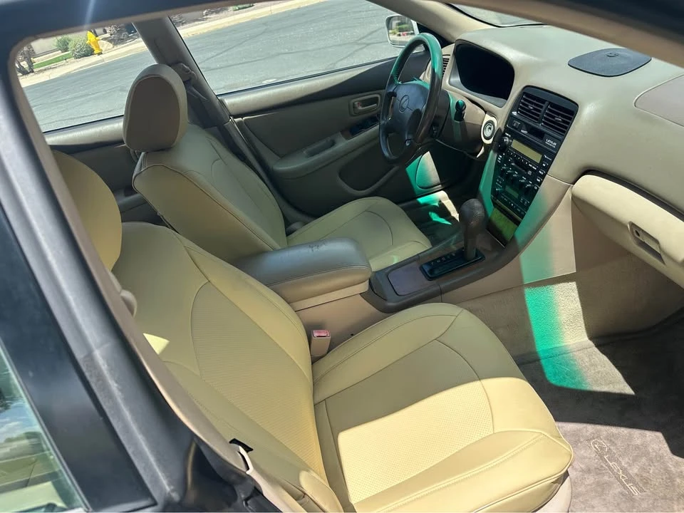 1999 Lexus ES 3rd Gen - Image 5 of 9