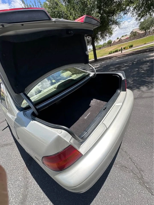 1999 Lexus ES 3rd Gen - Image 8 of 9