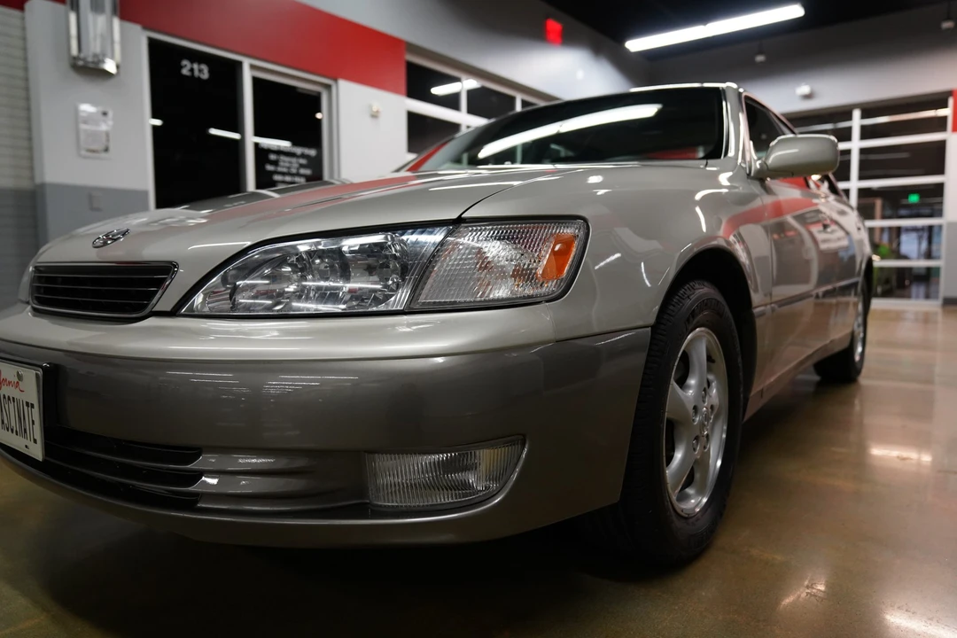 1999 Lexus ES 3rd Gen - Image 14 of 31