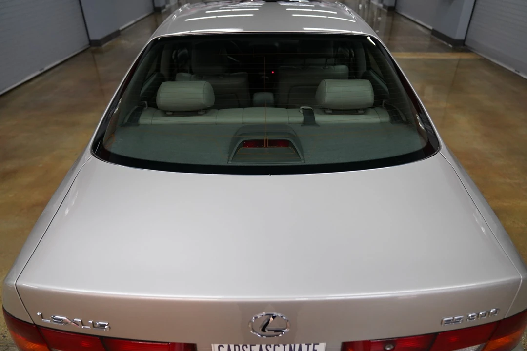 1999 Lexus ES 3rd Gen - Image 29 of 31
