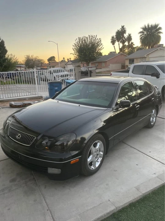 1999 Lexus GS 2nd Gen - Image 2 of 5