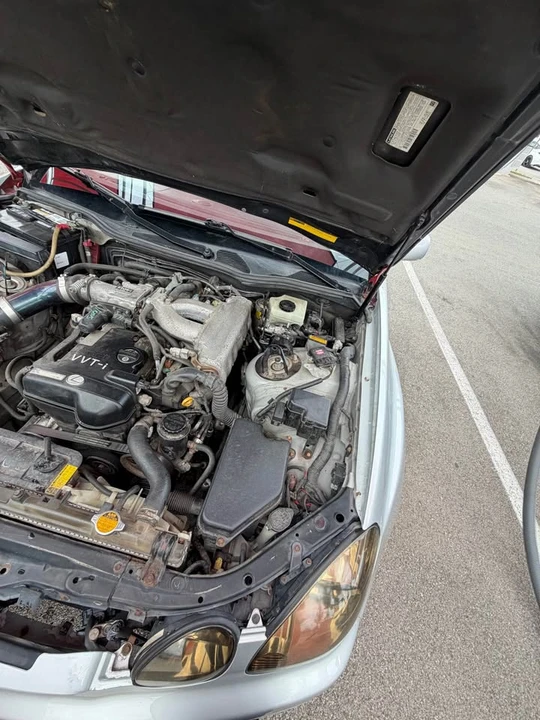 1999 Lexus GS 2nd Gen - Image 11 of 20