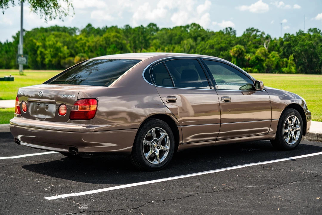 1999 Lexus GS 1st Gen - Image 20 of 31