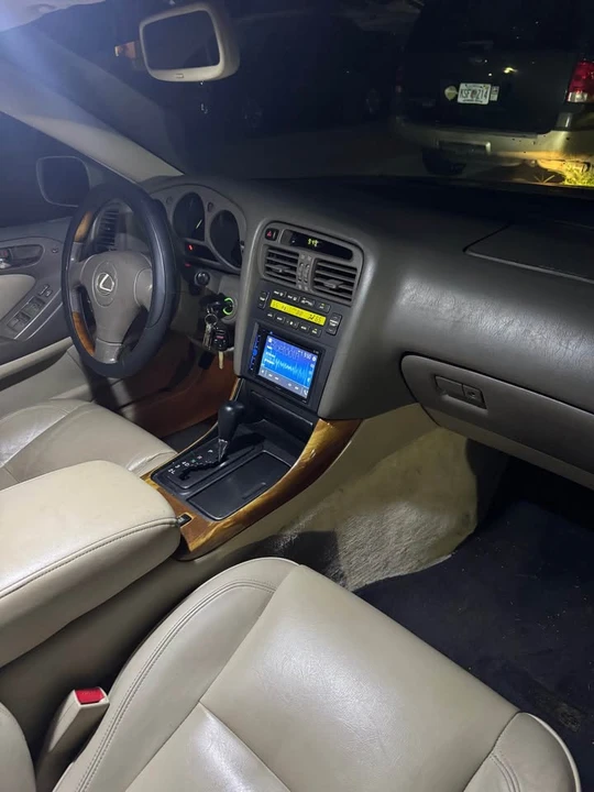 1999 Lexus GS 2nd Gen - Image 11 of 11
