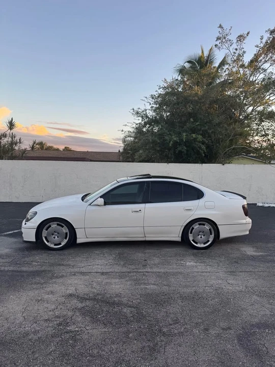 1999 Lexus GS 2nd Gen - Image 2 of 11