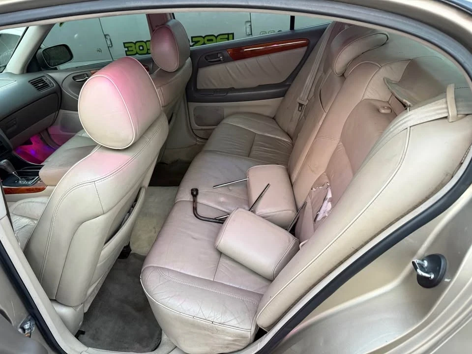 1999 Lexus GS 2nd Gen - Image 11 of 19