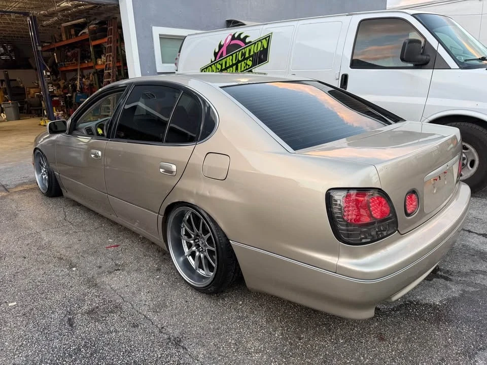 1999 Lexus GS 2nd Gen - Image 4 of 19