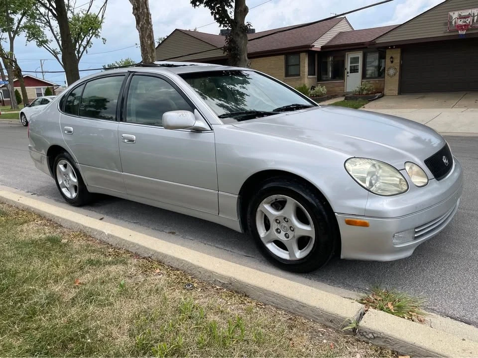 1999 Lexus GS 2nd Gen - Image 2 of 9