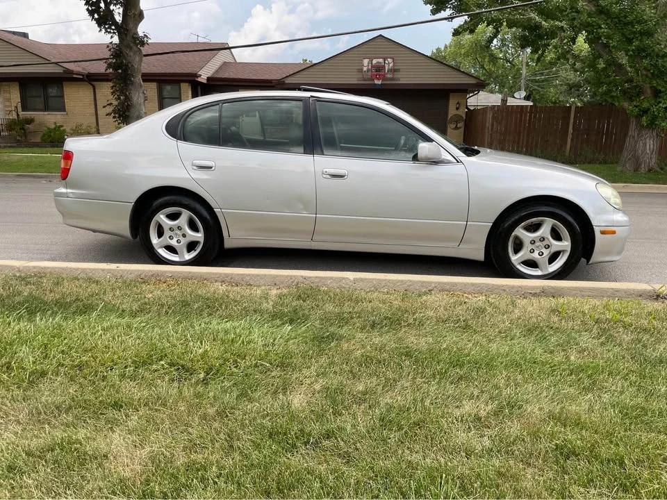 1999 Lexus GS 2nd Gen - Image 6 of 9