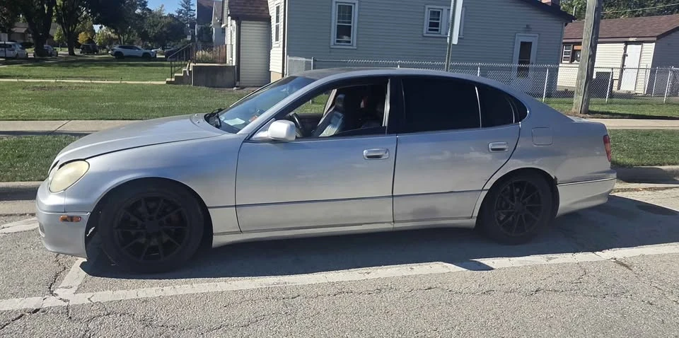 1999 Lexus GS 2nd Gen - Image 2 of 4