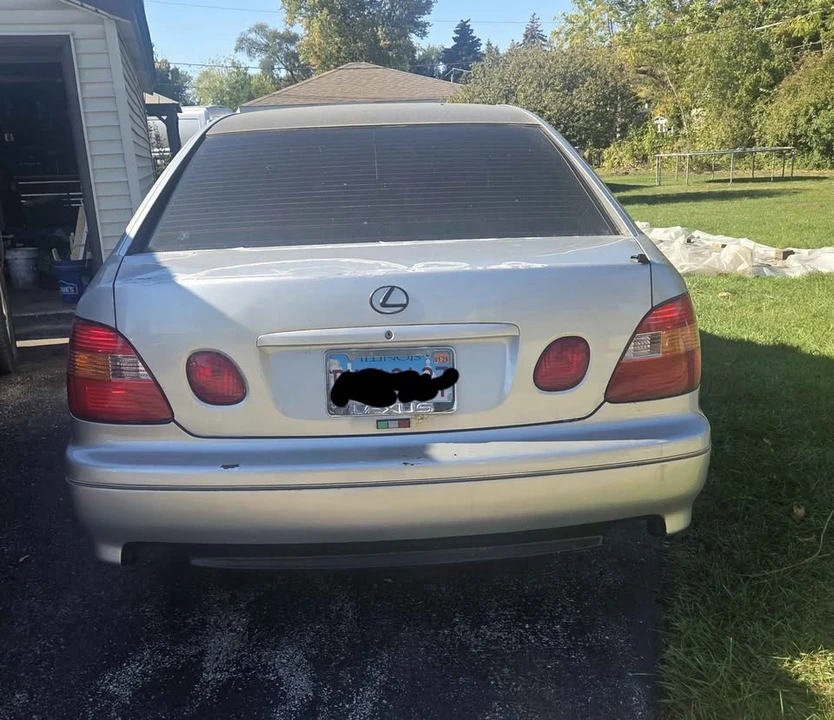 1999 Lexus GS 2nd Gen - Image 4 of 4