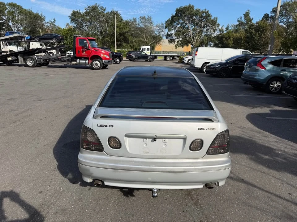 1999 Lexus GS 2nd Gen - Image 4 of 11