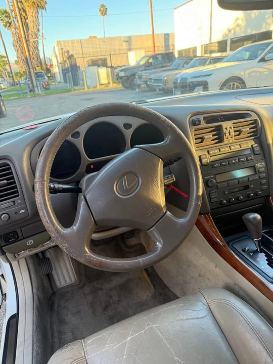 1999 Lexus GS 2nd Gen - Image 6 of 8