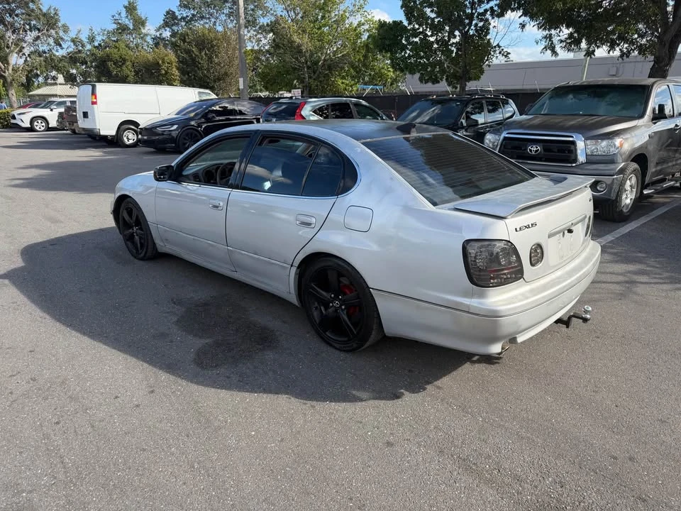 1999 Lexus GS 2nd Gen - Image 5 of 11