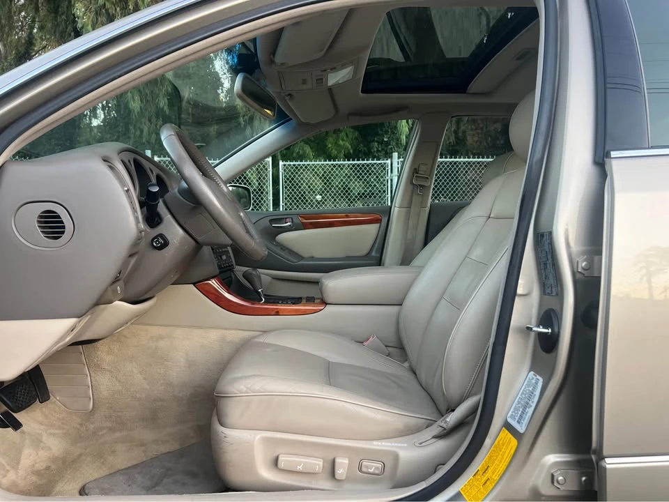 1999 Lexus GS 2nd Gen - Image 6 of 10