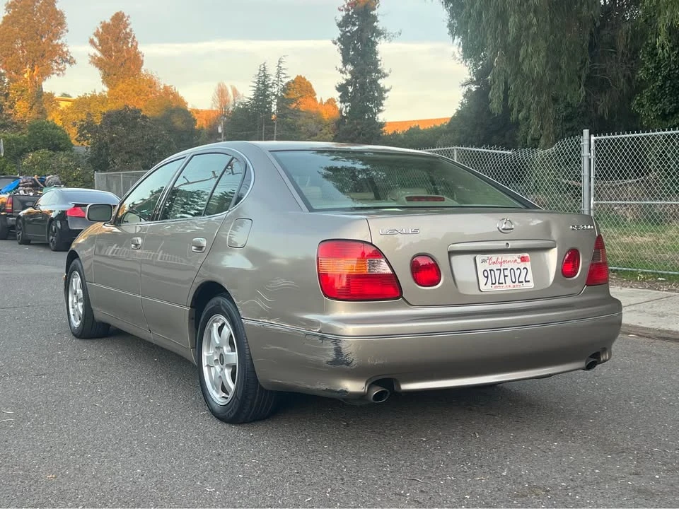1999 Lexus GS 2nd Gen - Image 5 of 10