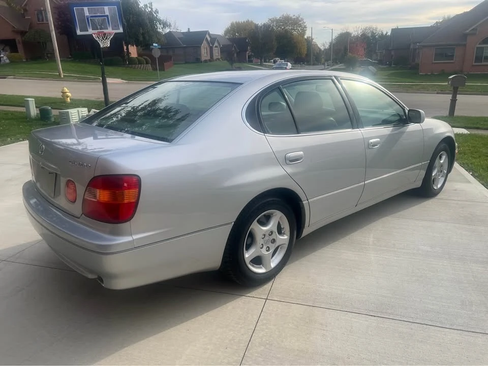 1999 Lexus GS 2nd Gen - Image 5 of 14