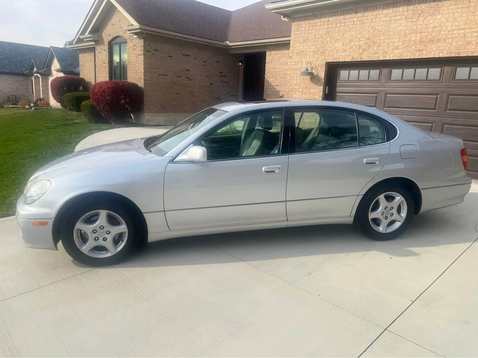 1999 Lexus GS 2nd Gen - Image 2 of 14